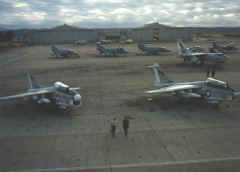 paul whittington ea-7l miramar 02.jpg (159078 bytes)